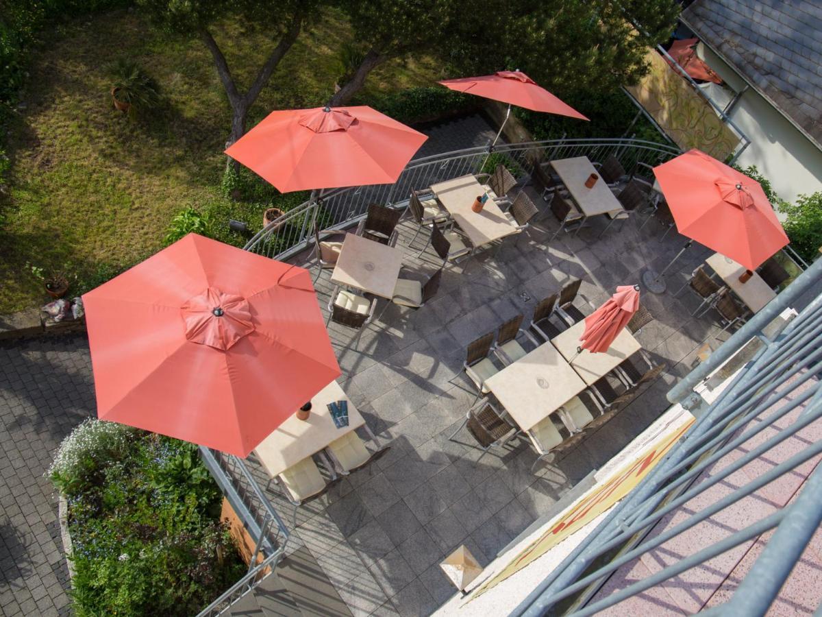 Hotel Zur Post - Burg An Der Mosel Extérieur photo