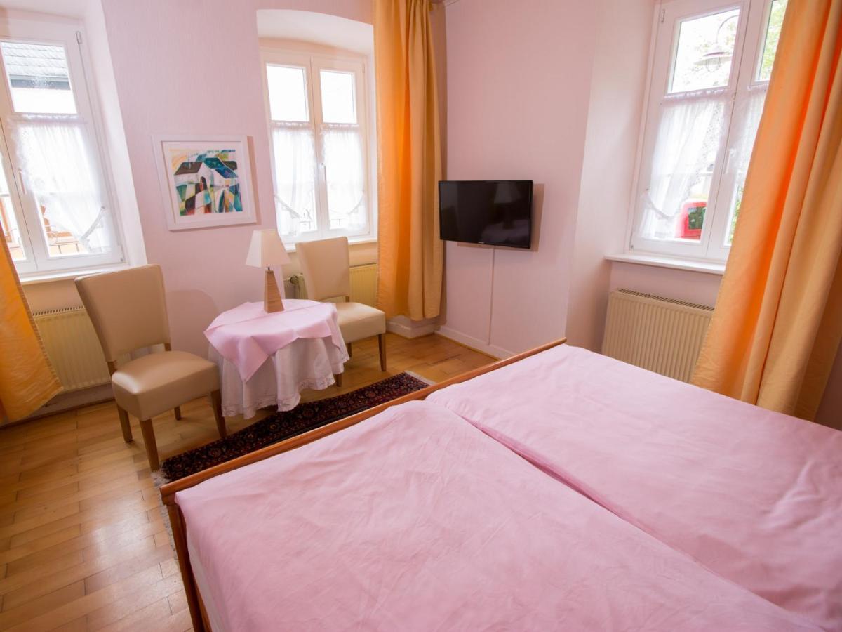 Hotel Zur Post - Burg An Der Mosel Chambre photo